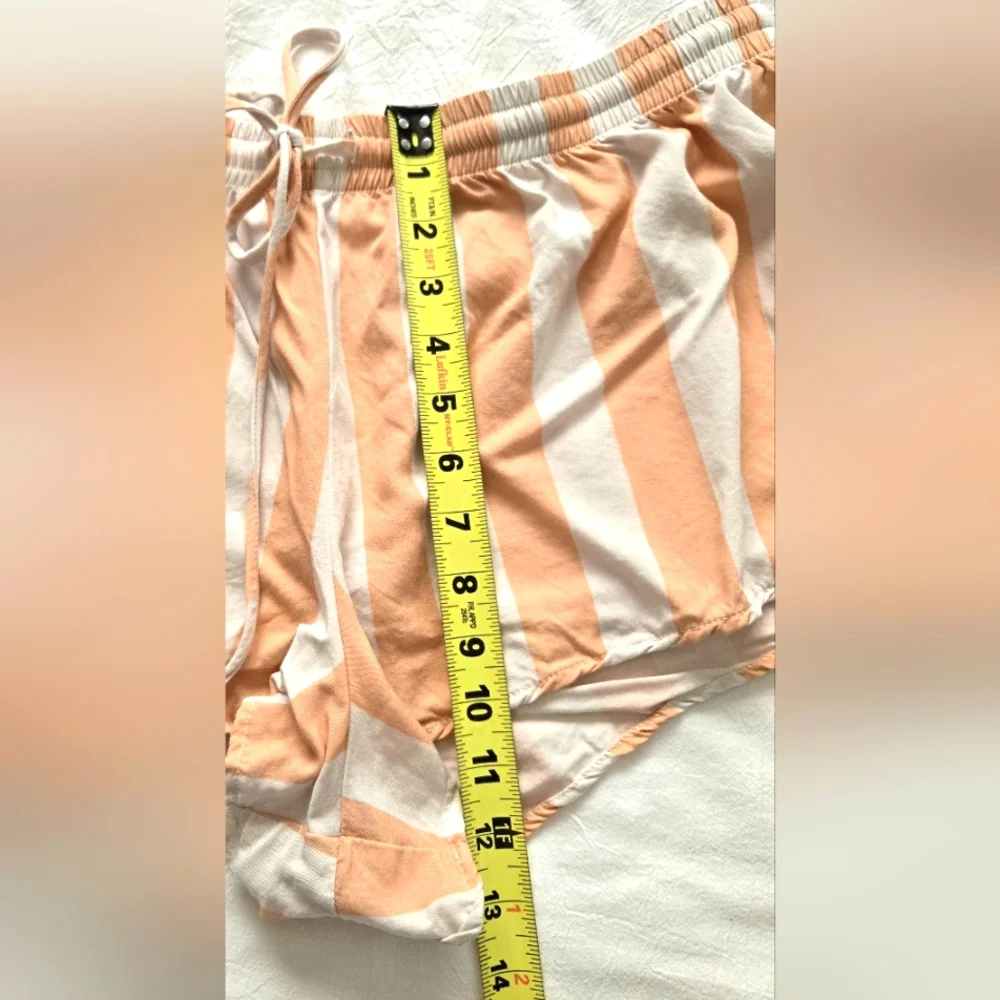 Peach and White Striped Short Pajama Set Size Medium - Picture 9 of 17